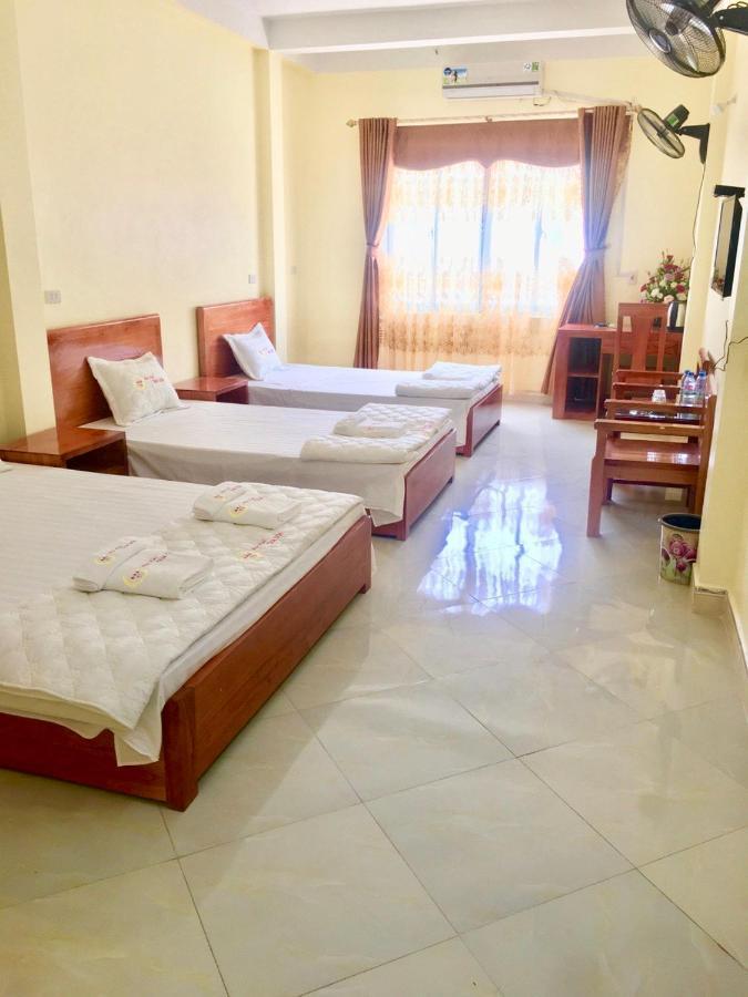 Khach San Tam Son Hotell Ha Giang Exteriör bild