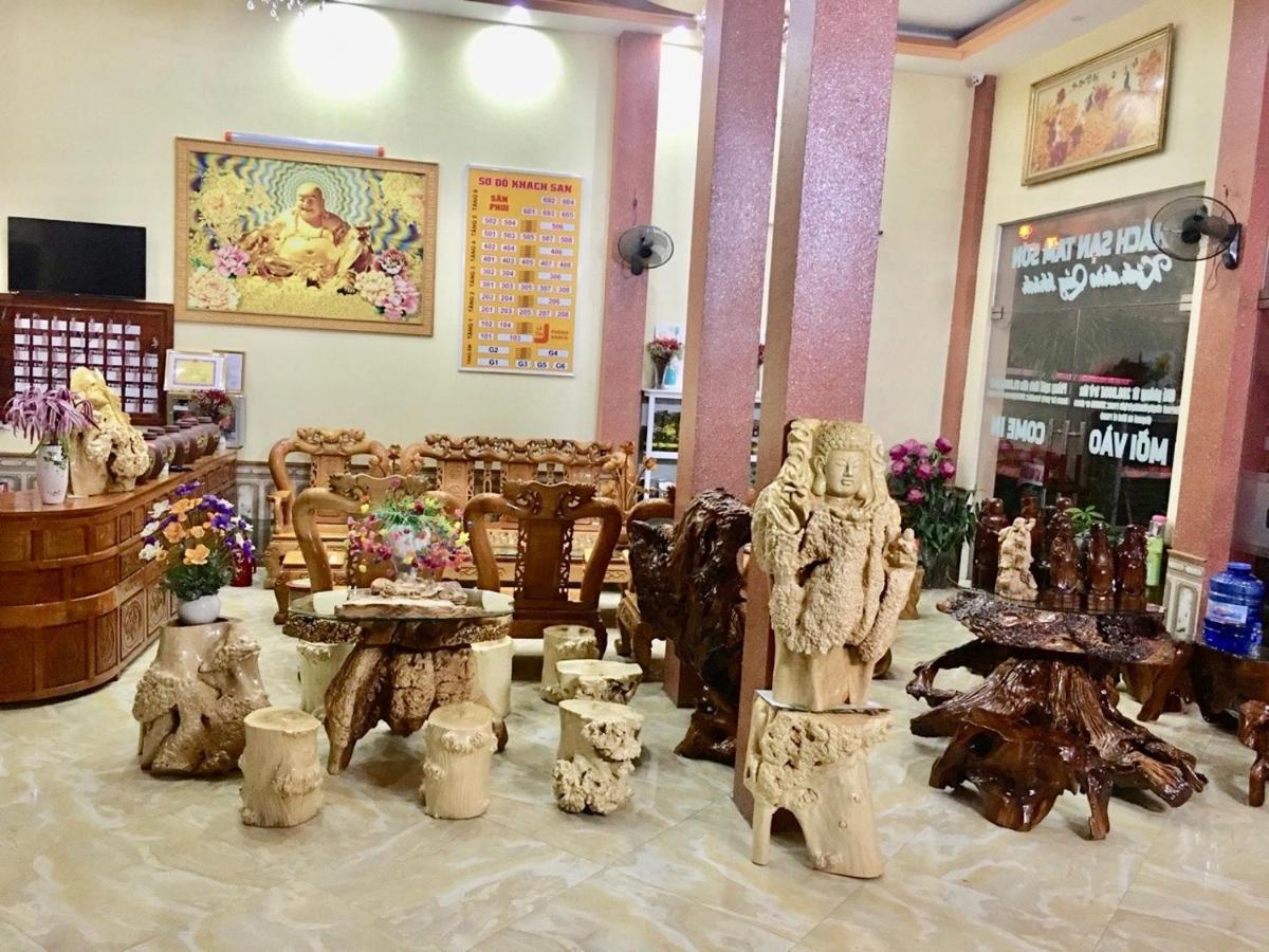 Khach San Tam Son Hotell Ha Giang Exteriör bild